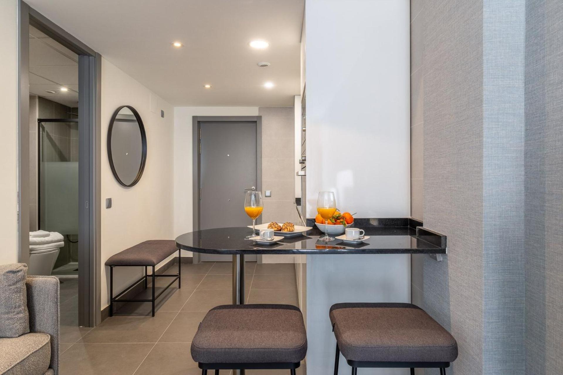 Apartamento Cozy Loft In The Heart Of Madrid - La Latina District Latina Toledo VI Exterior foto